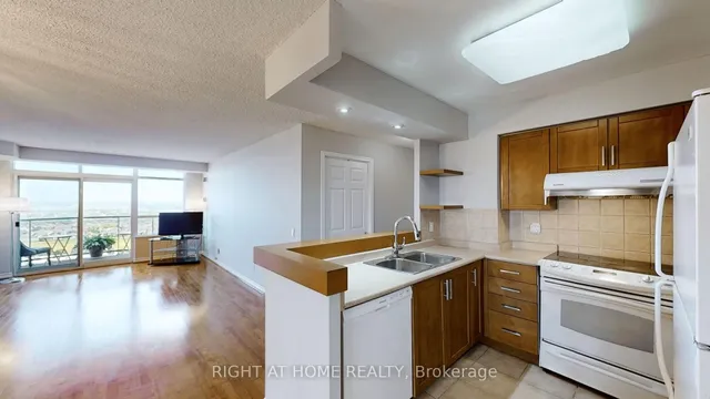 Additional image 12 of 35 Kingsbridge Garden Circ Unit 2108