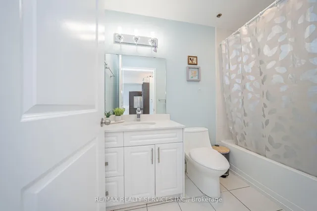 Additional image 30 of 9 George St Unit 303