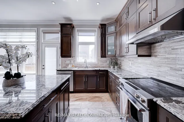 Additional image 9 of 438 North Park Blvd