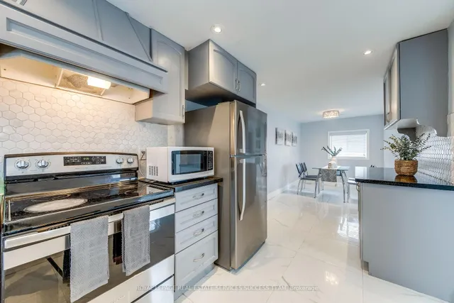 Additional image 18 of 706 West 5th St