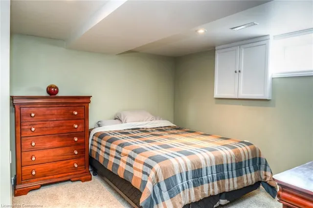 Additional image 28 of 46 2 Ave