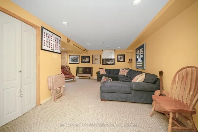 Additional image 41 of 72 Carisbrooke Crt