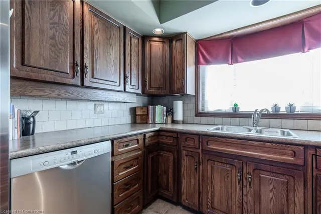 Additional image 22 of 6 Croydon Crt