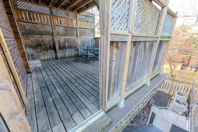 Additional image 46 of 236 Dovercourt Rd