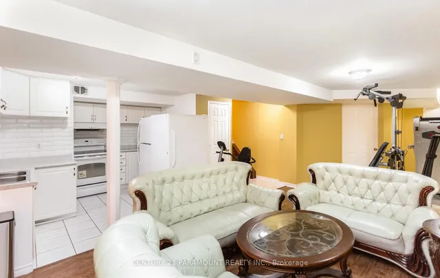 Additional image 38 of 112 Wildberry Cres