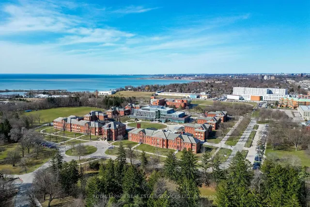 Additional image 49 of 48 Thirteenth St