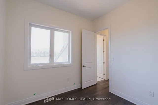 Additional image 24 of 3240 Mariner Passage