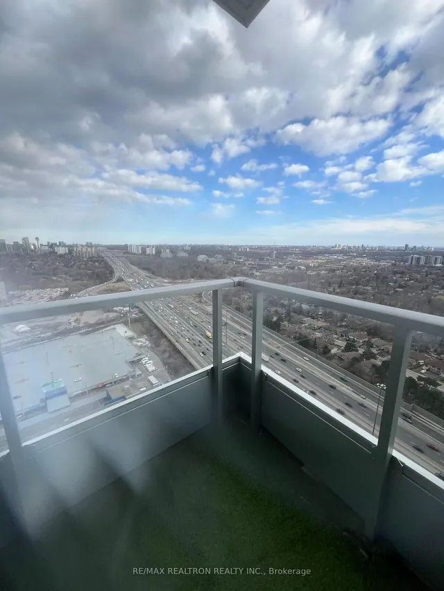 Additional image 33 of 117 McMahon Dr Unit 3702