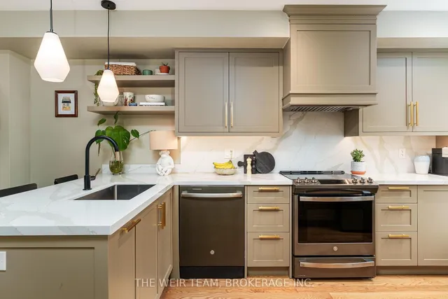 Additional image 4 of 1141 Woodbine Ave