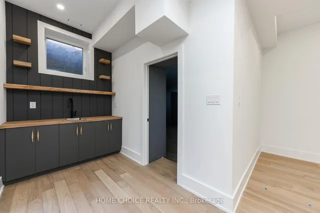 Additional image 37 of 310 Tuck Dr