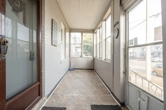 Additional image 2 of 102 NEWLANDS Ave