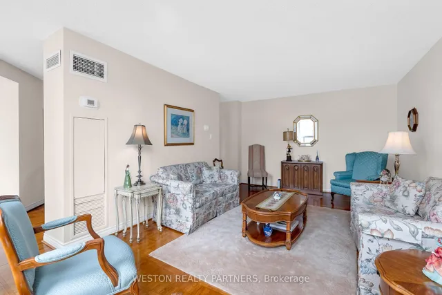 Additional image 6 of 3650 Kaneff Cres Unit 1104