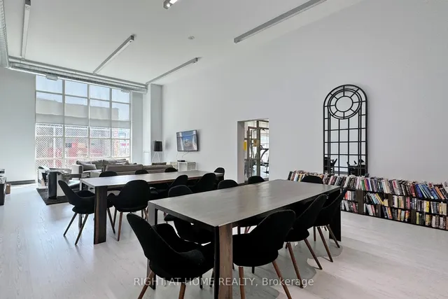 Additional image 37 of 125 Western Battery Rd Unit 2415