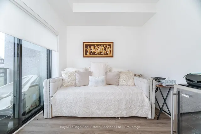 Additional image 24 of 30 Hamilton St Unit 205