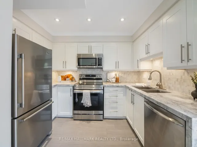 Additional image 11 of 1518 Queen St
