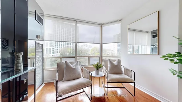 Additional image 3 of 1300 Islington Ave Unit 408