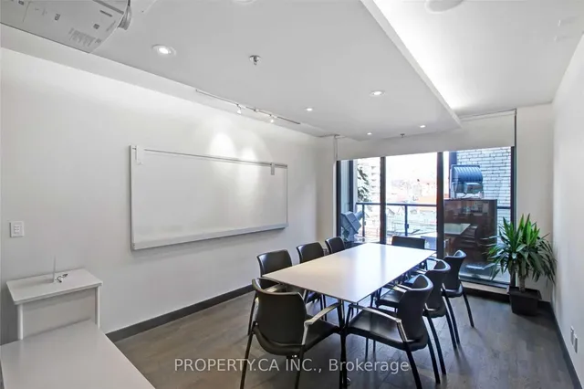 Additional image 25 of 8 Dovercourt Rd Unit 210