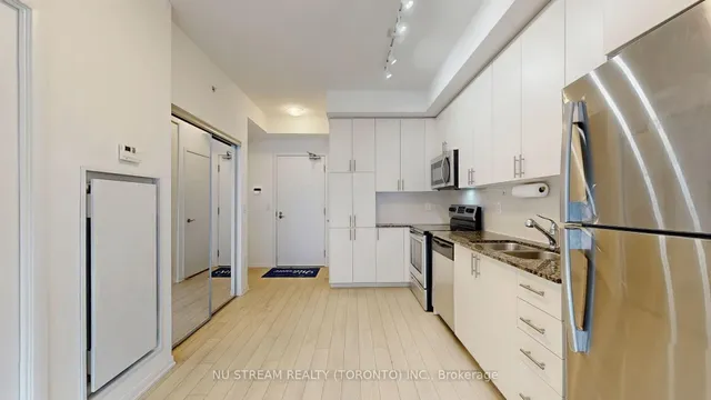 Additional image 14 of 3091 Dufferin St Unit 613