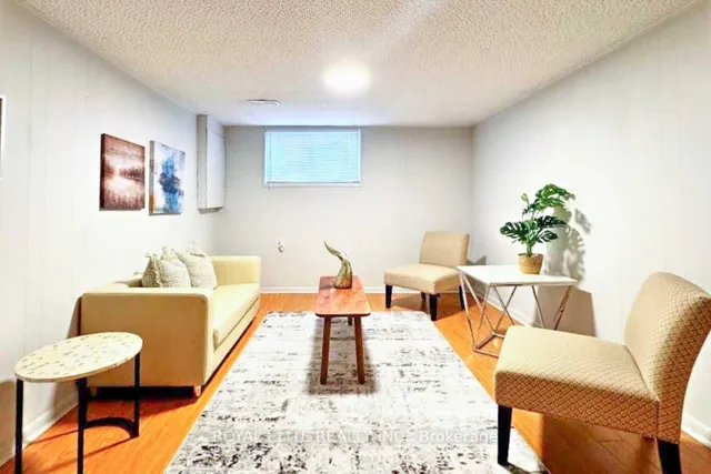 Additional image 21 of 2 Lesgay Cres