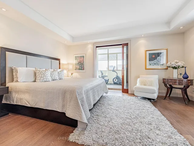 Additional image 16 of 423 Avenue Rd Unit 8