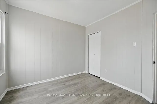 Additional image 28 of 15 Huron St