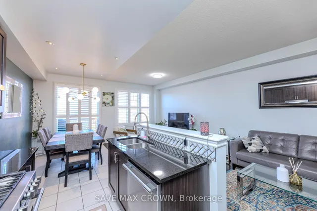 Additional image 17 of 194 Sky Harbour Dr