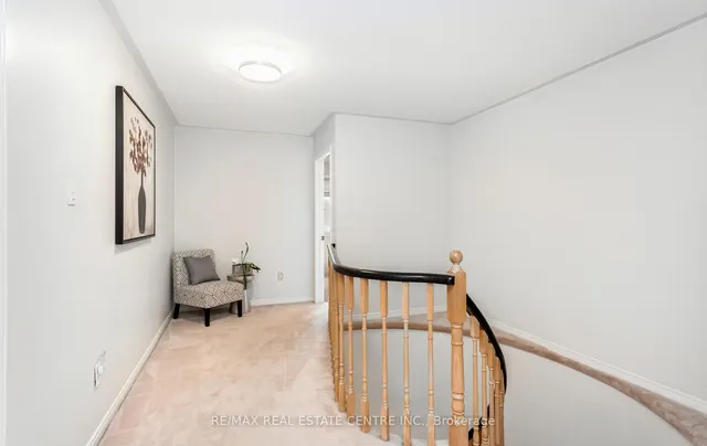 Additional image 33 of 1731 Riverbrook Cres