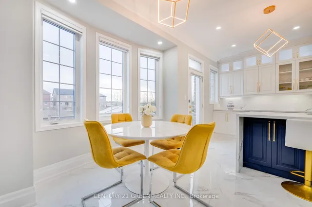 Additional image 22 of 1436 Connaught Terr