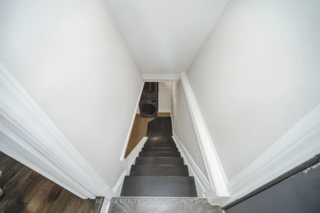 Additional image 35 of 18 Hardcastle Crt