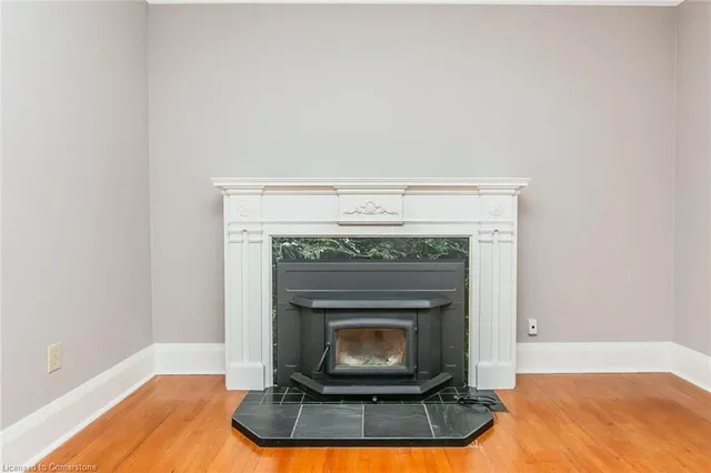Additional image 9 of 330 Weber St