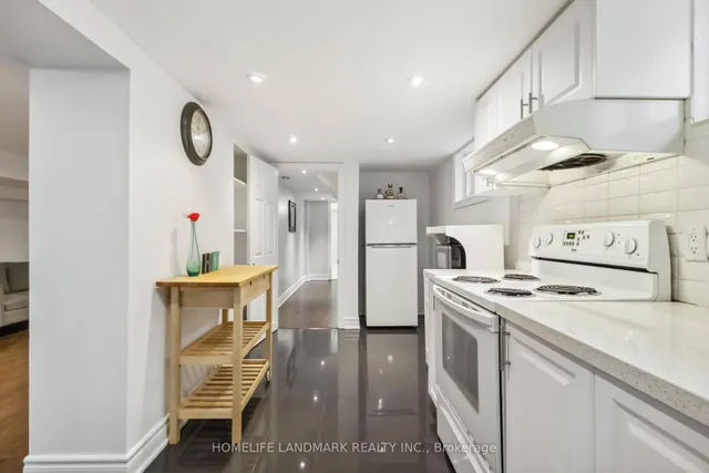 Additional image 13 of 10 Tartan Ave