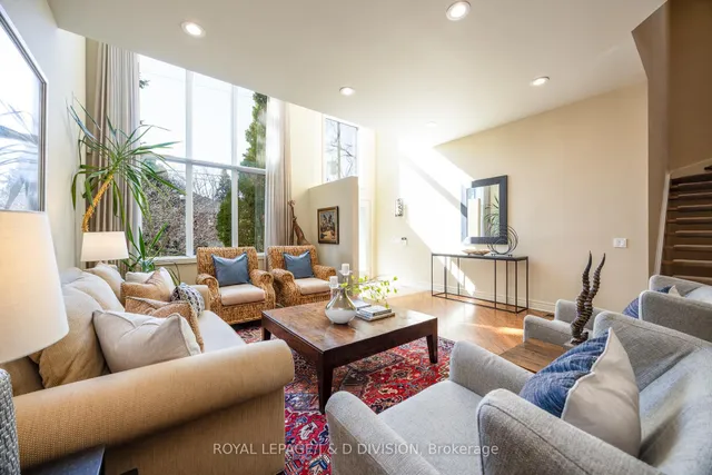 Additional image 3 of 42 Munro Blvd