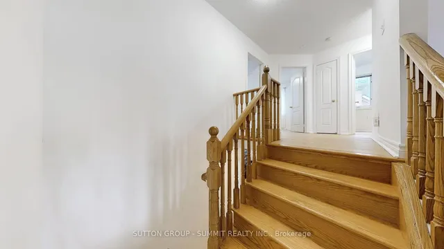 Additional image 19 of 93 MOREAU Tr