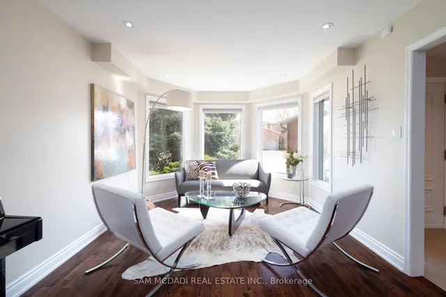 Additional image 4 of 1555 Sir Monty's Dr