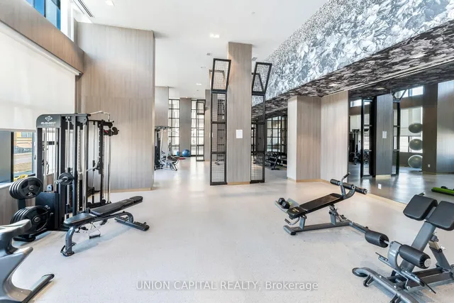 Additional image 21 of 405 Dundas St Unit 114