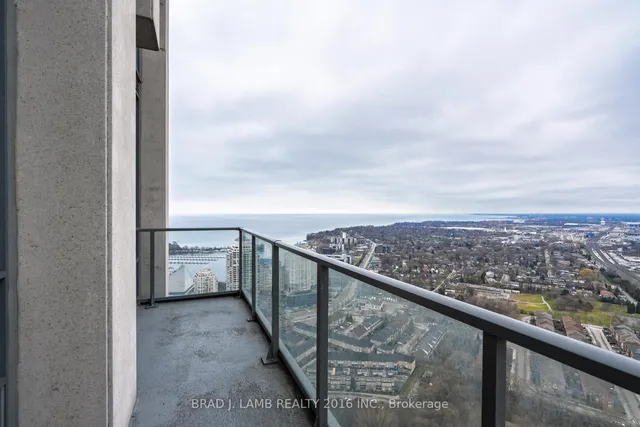 Additional image 17 of 36 Park Lawn Rd Unit 4403