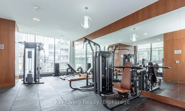 Additional image 11 of 19 Bathurst St Unit 1006