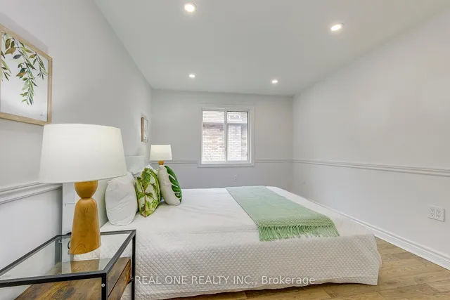 Additional image 28 of 2075 Banbury Cres