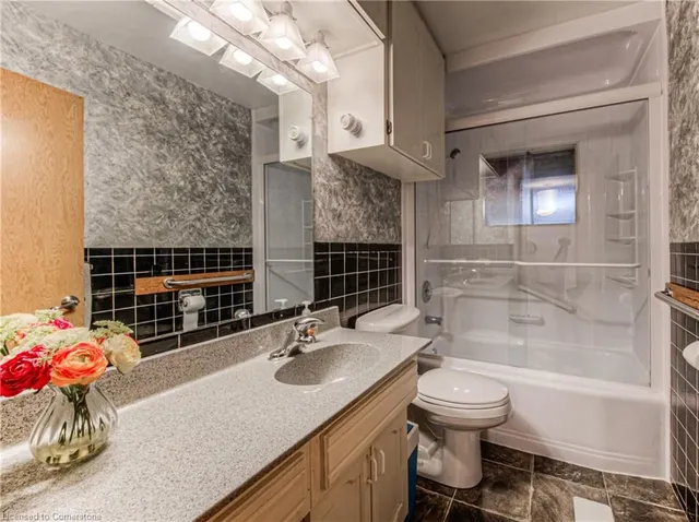 Additional image 17 of 155 Kenneth Ave