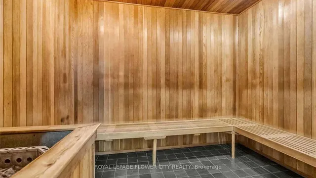 Additional image 48 of 105 The Queensway Ave Unit 415