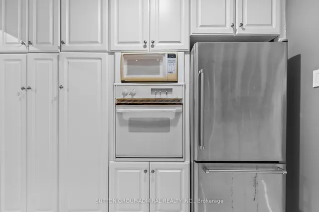 Additional image 20 of 298 Bessborough Dr