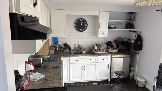 Additional image 3 of 257 Morgan Ave