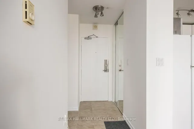 Additional image 9 of 40 Homewood Ave Unit 1103