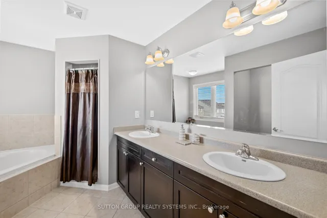 Additional image 25 of 925 Dice Way