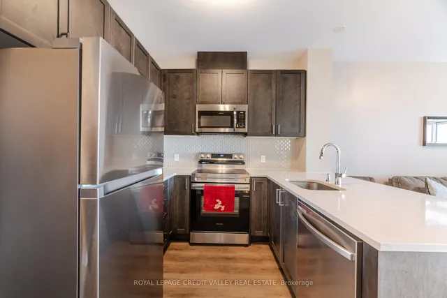 Additional image 13 of 470 Gordon Krantz Ave Unit 520