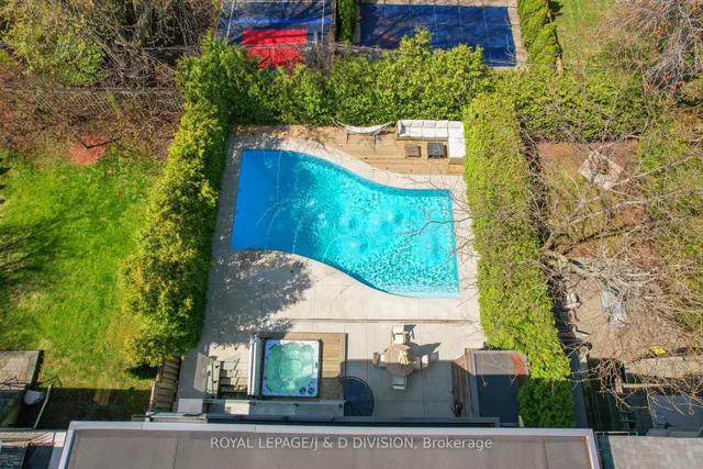 Additional image 47 of 64 Bannockburn Ave