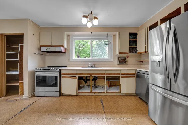 Additional image 14 of 29 Parkington Cres