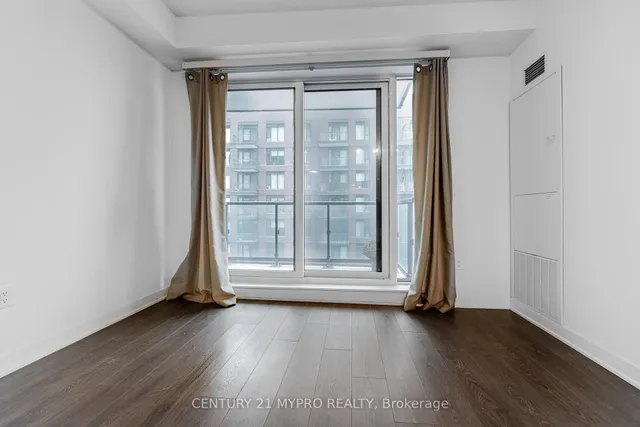 Additional image 17 of 130 River St Unit 807