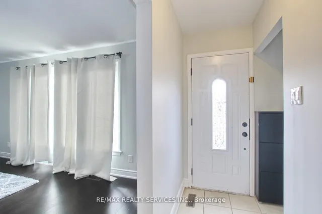 Additional image 5 of 185 Earnscliffe Circ
