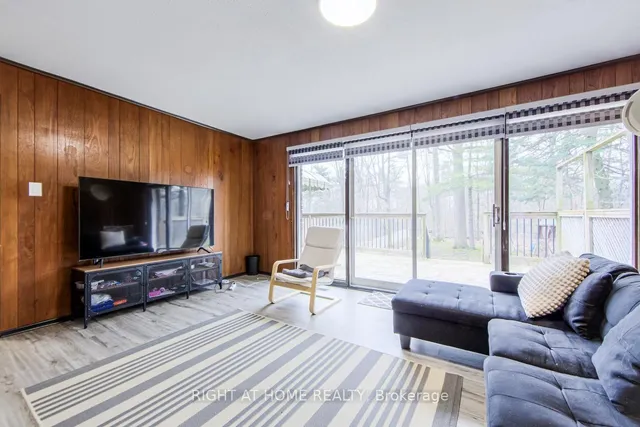 Additional image 15 of 1276 HILLVIEW Cres